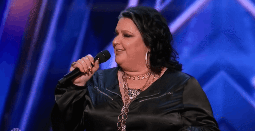 Singer Sarah Potenza Shocks the Judges With Her Powerful Voice